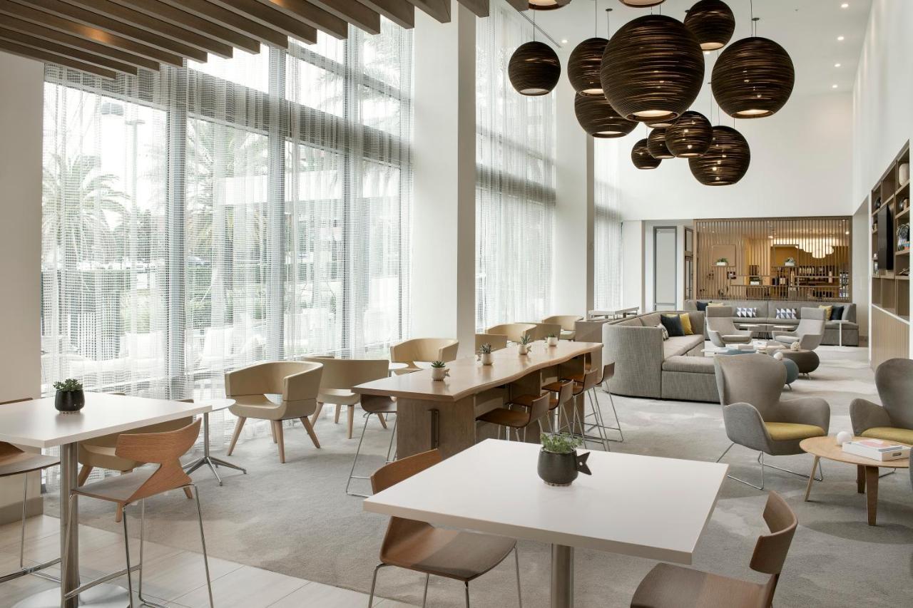 Element Orlando Universal Blvd. Williamsburg Extérieur photo